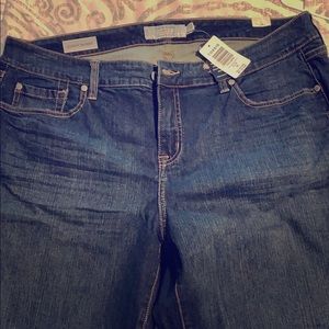 Brand new Dark wash curvy skinny Torrid Jeans